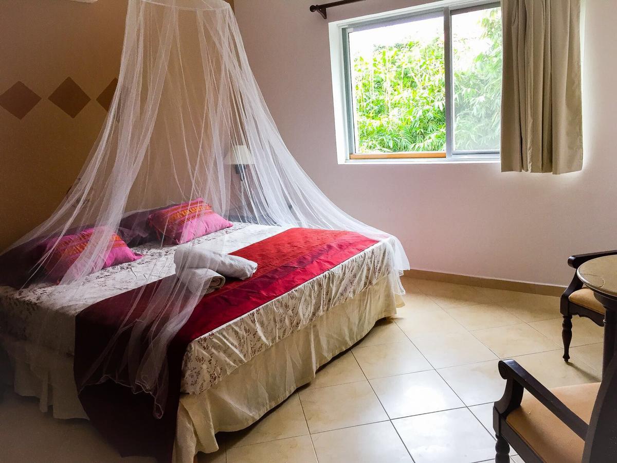 Esquina De La Felicidad De Playacar Bed & Breakfast Playa del Carmen Ngoại thất bức ảnh